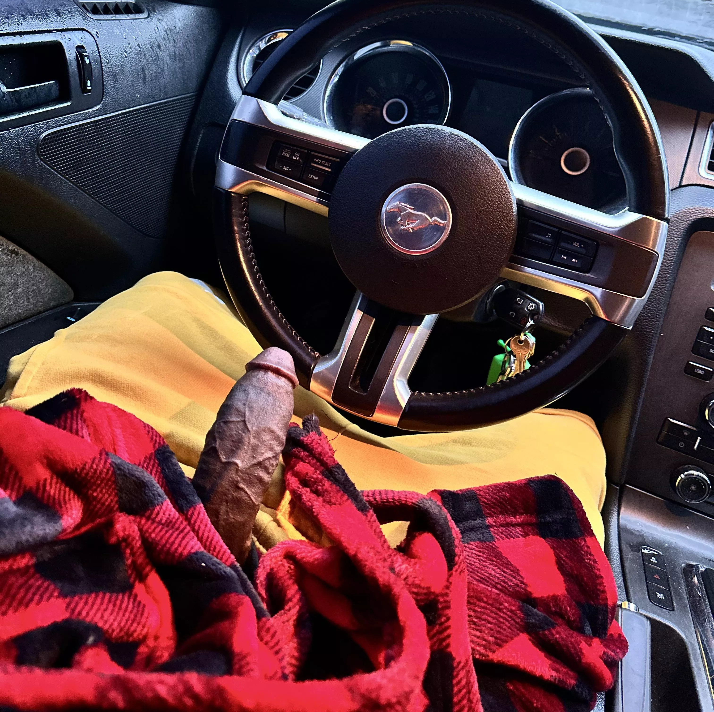 Need me a new snow bunny 😮‍💨