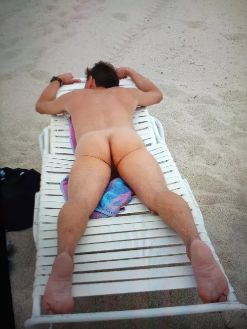 Nice Day At The Beach 