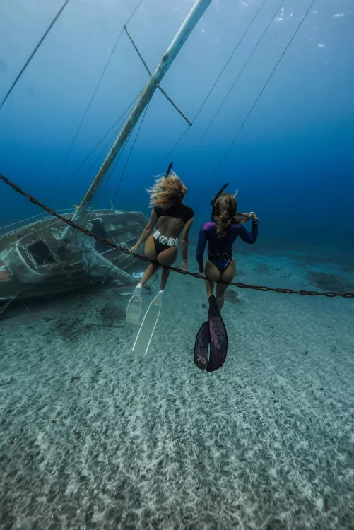 oh no babe ur boat sank!