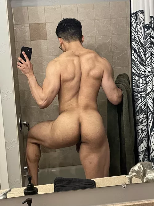 Prime post-shower posterior