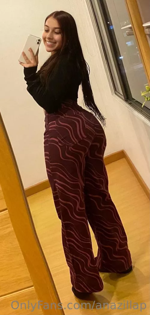 These Pants fits me Well...