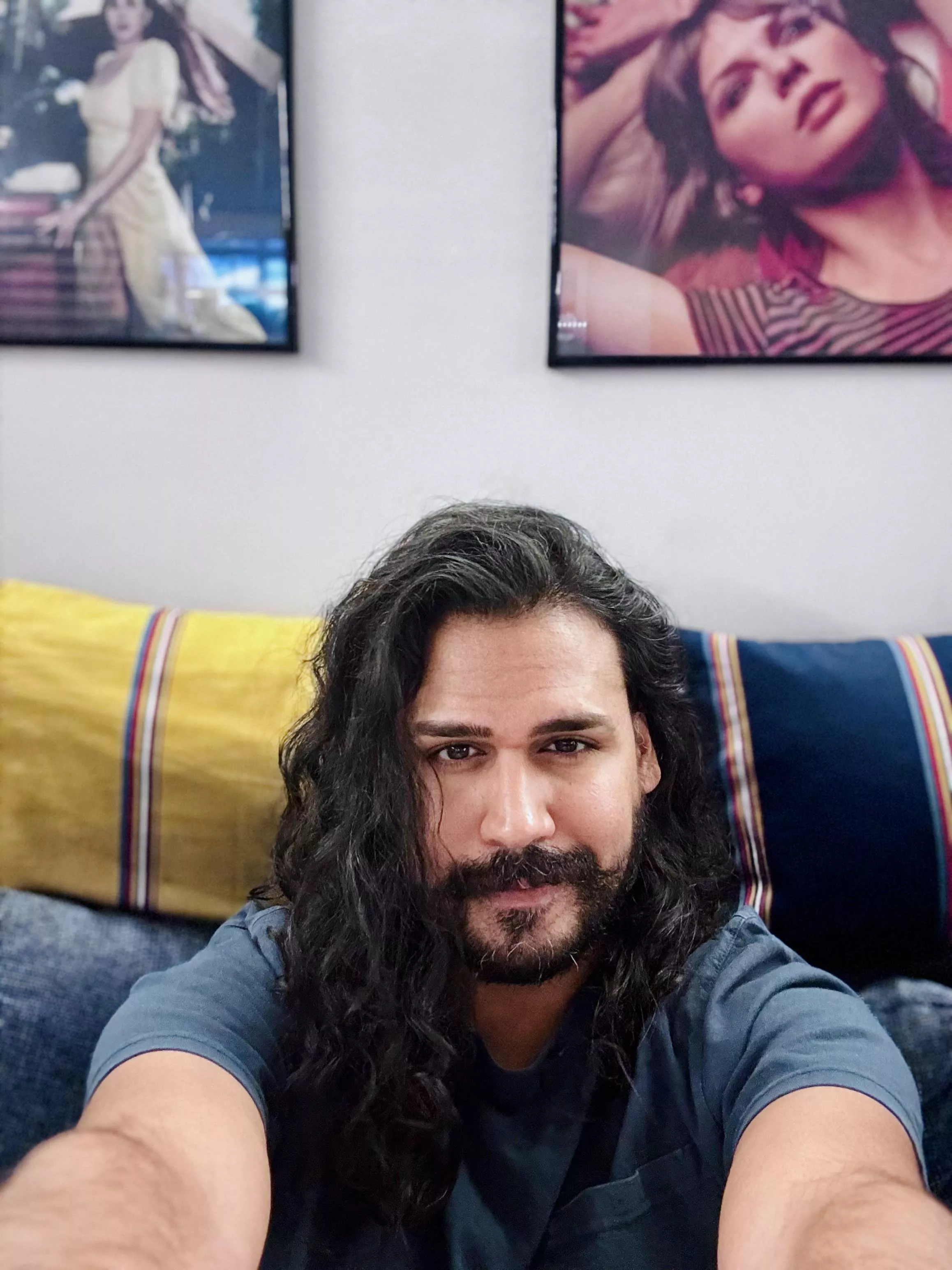 Any gaymers like long hair? 👍🏽☺️