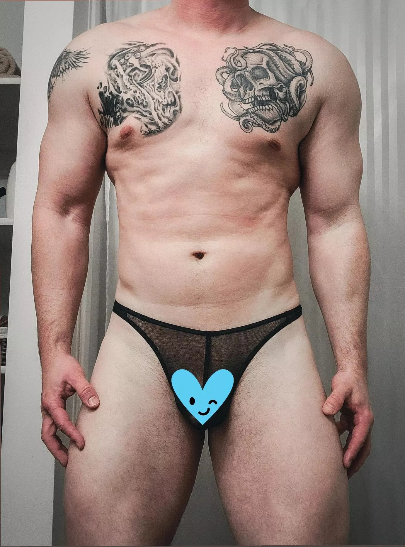 Full mesh thong.