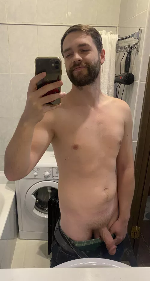 Good evening! Am I your type?