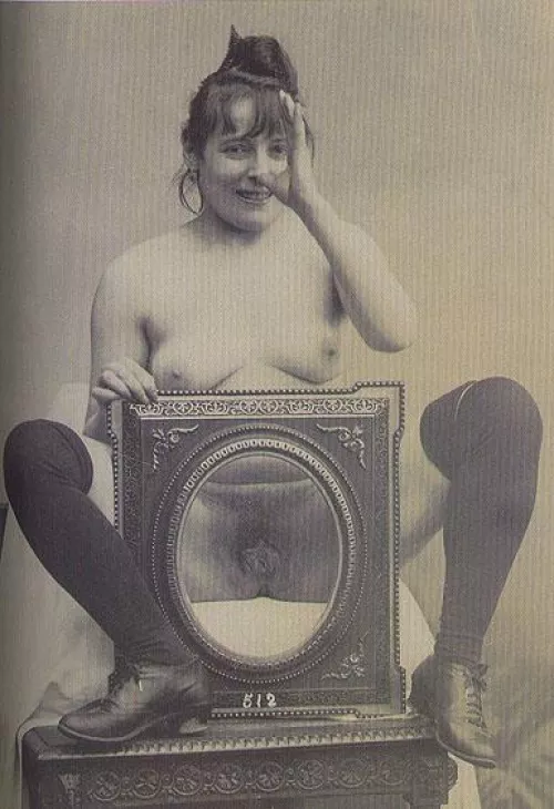 those naughty French and their postcards