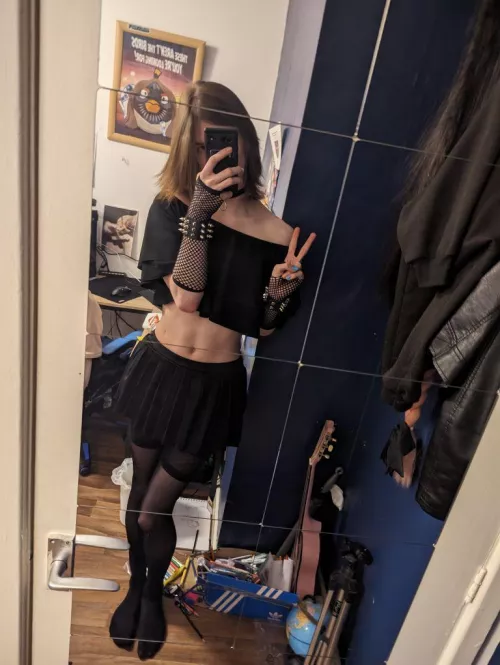 😭😭 why does Reddit squish meeee