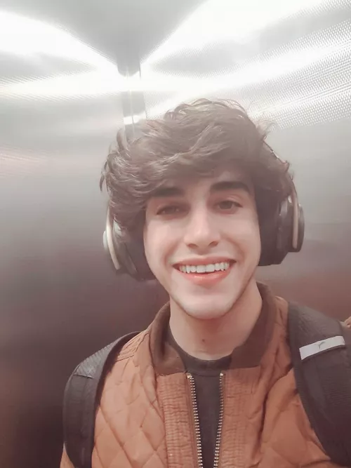 Yo! are u also gaming on a Saturday like me?:)