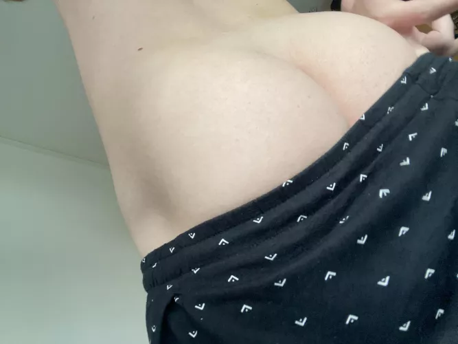 (21) Cute bubble, isn’t it?😜