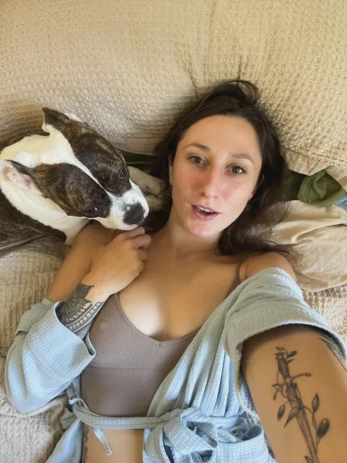 cuddles w/ a pupper always makes for a great day