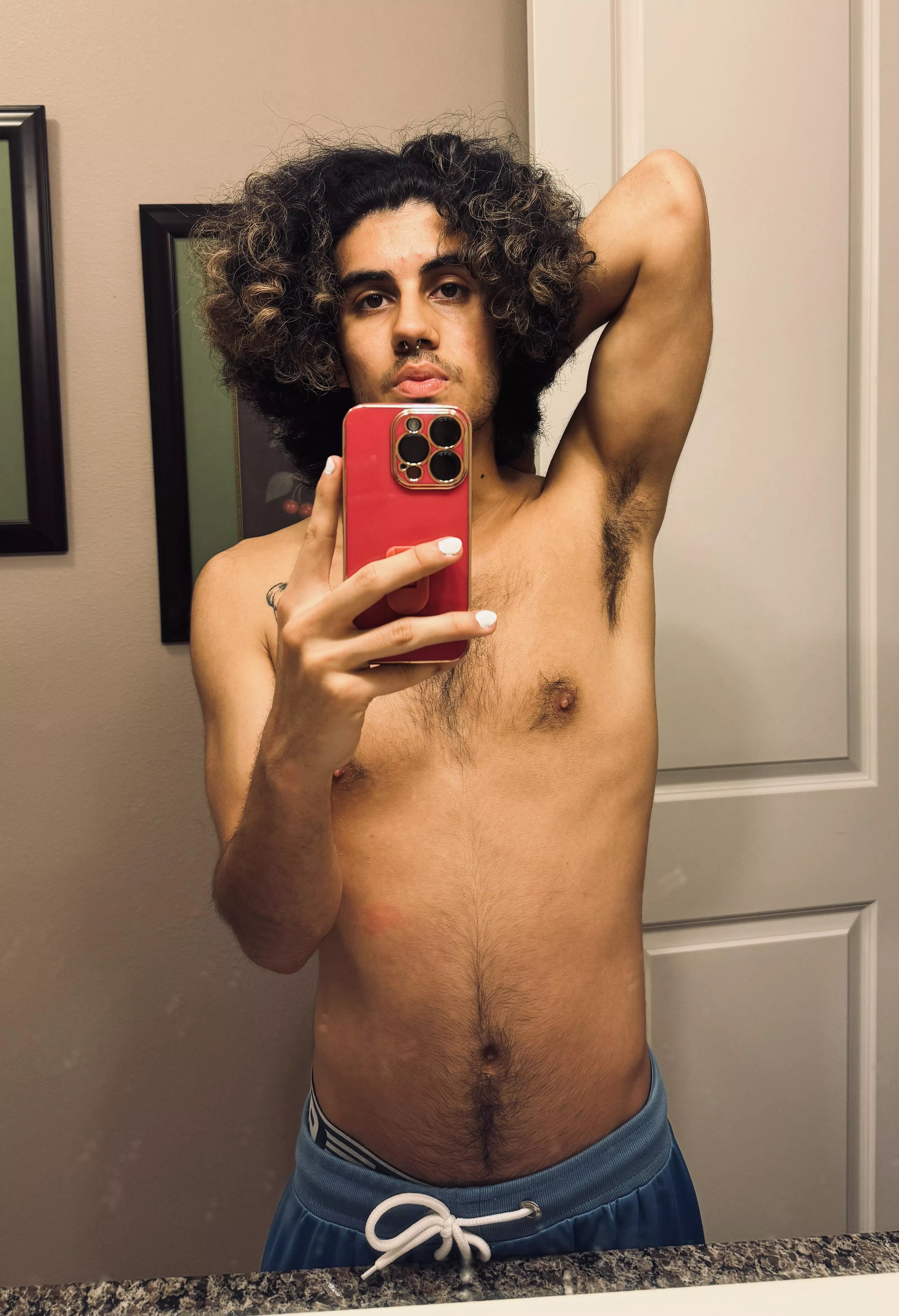 First 20 comments get free a free nude ❤️