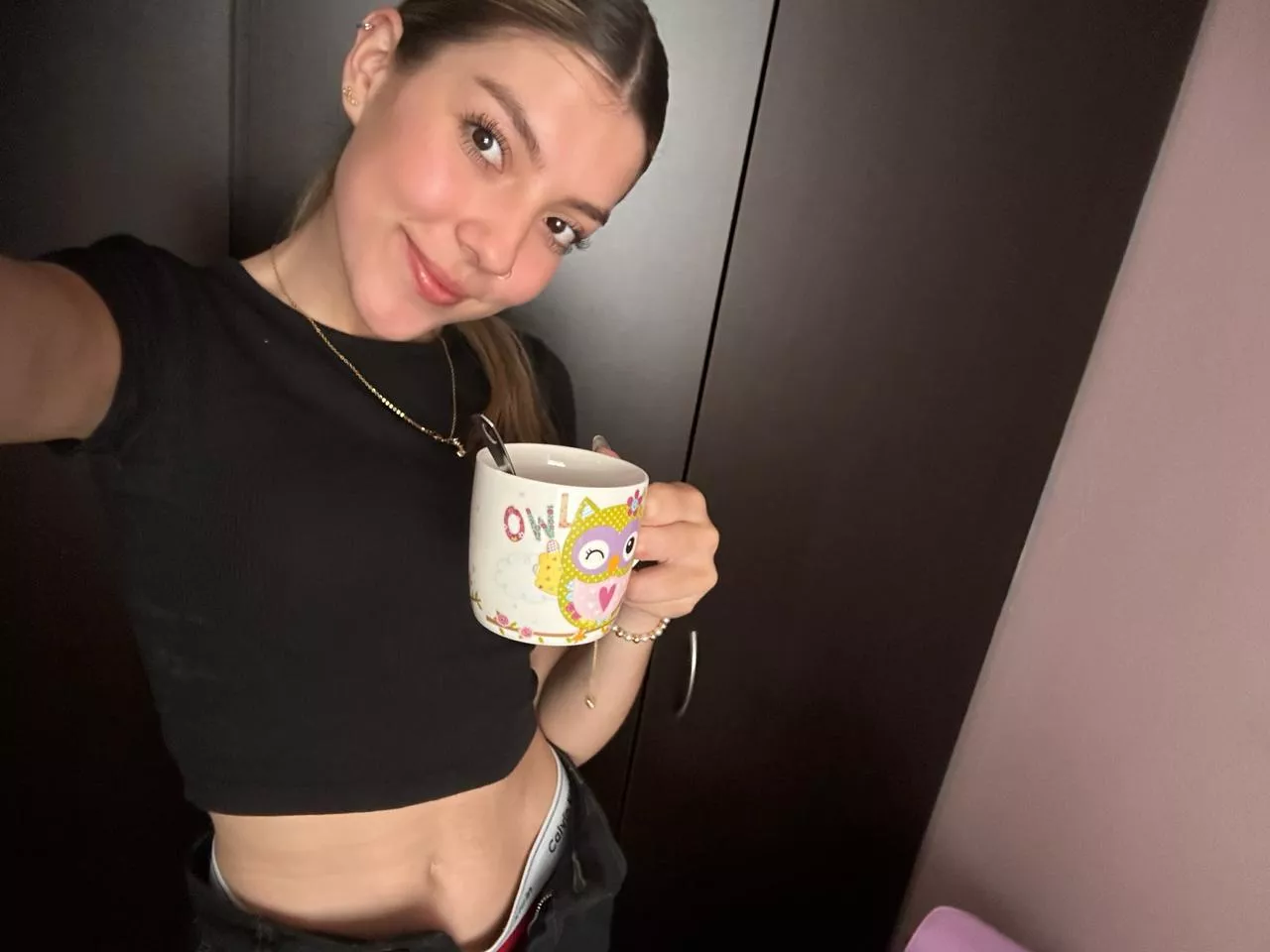 I've been debating for the longest time weather or not to get my belly pierced