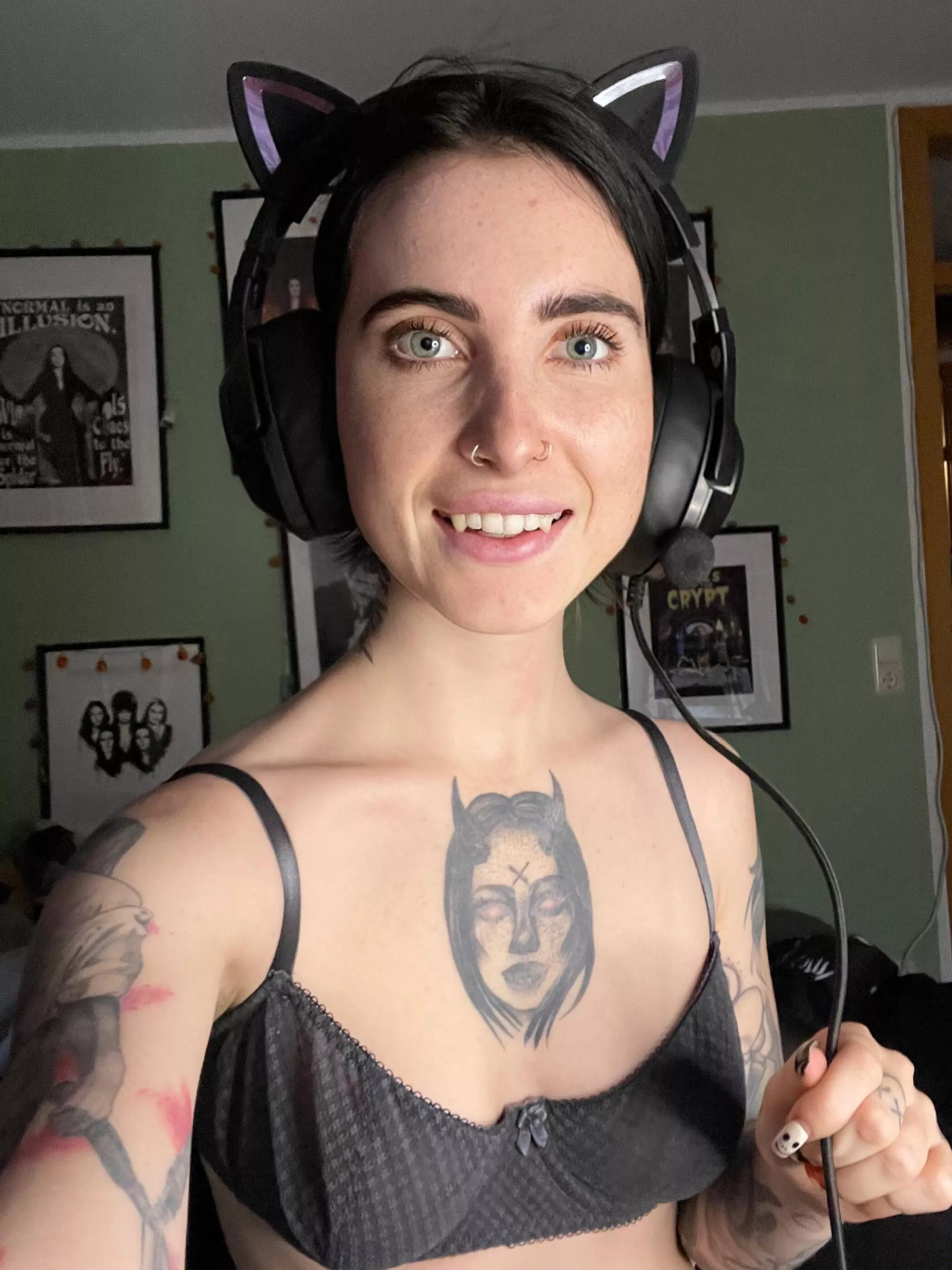 let's play together😈