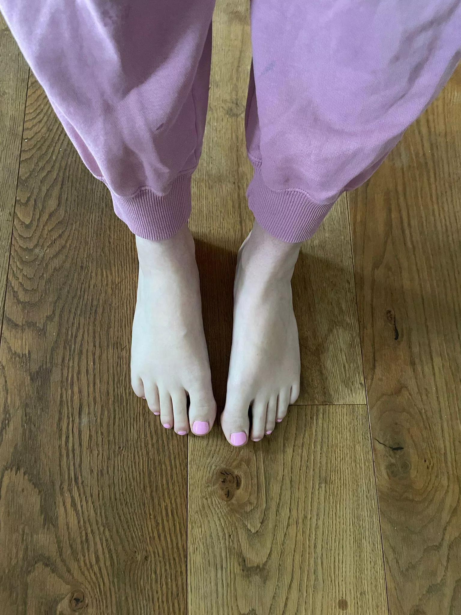Little toes 💋❤️(oc)