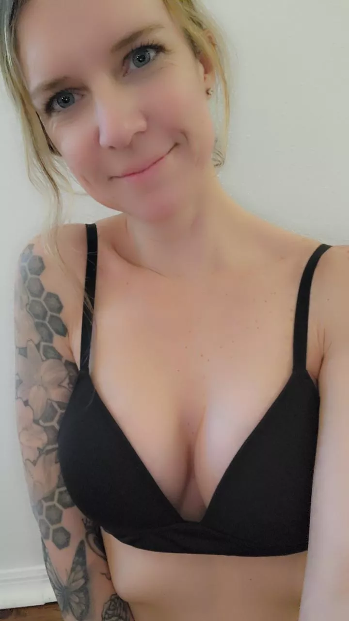 Real milf. Real tits. Real naughty. 