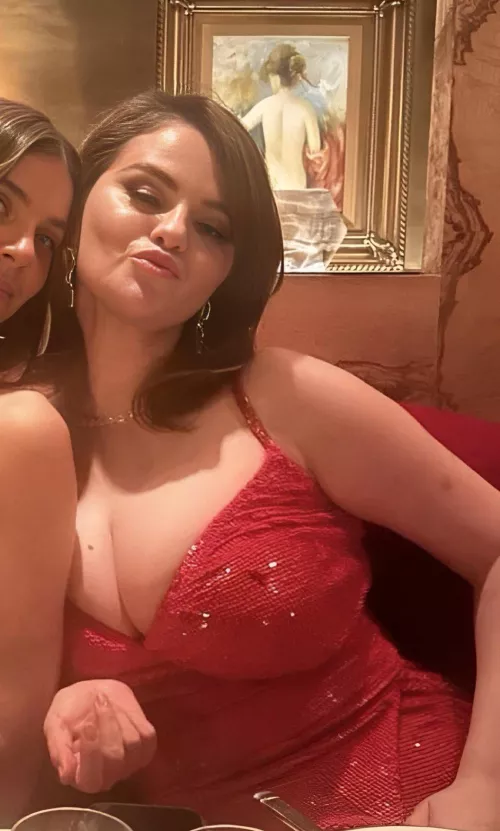Real Thick Selena Gomez 
