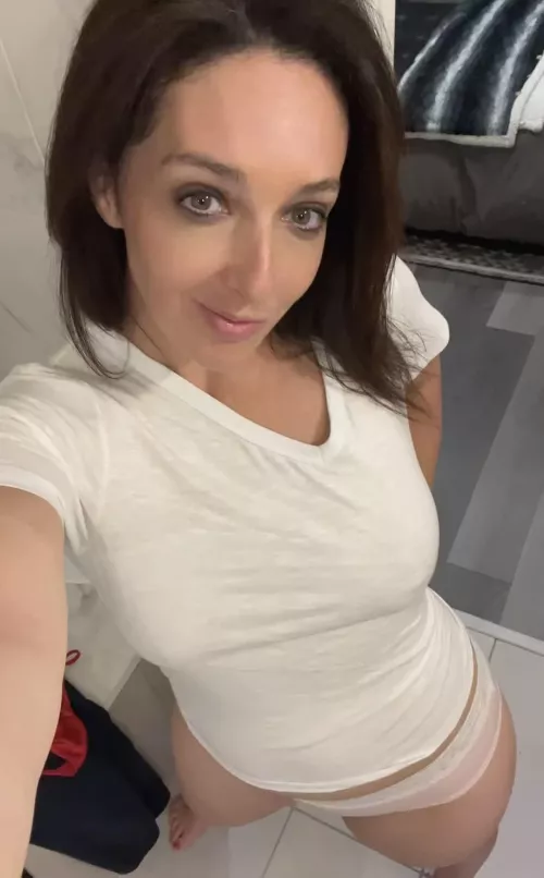 Want to be “best friends” with a naughty cheater?