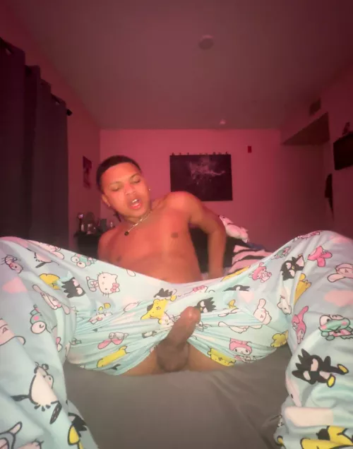 (26) drop a 🩷 if you’d accept my nudes with no questions