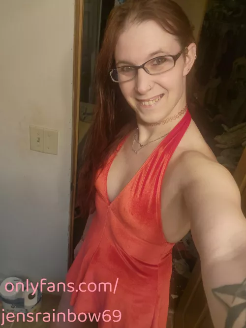 Can I send you nude pics? Let's chat!! 