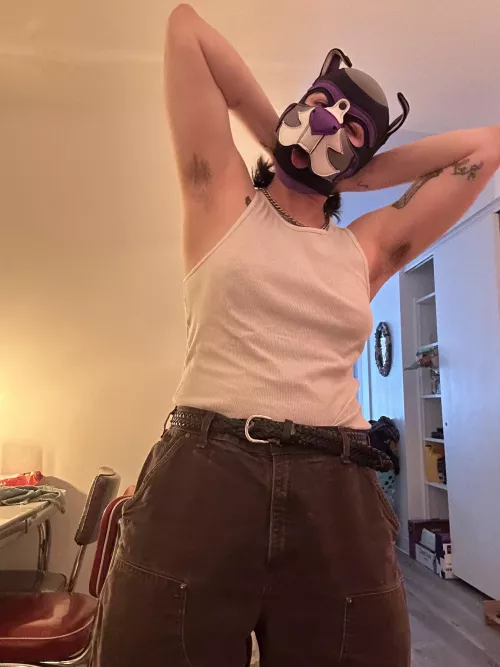 Come find out what after work pup smells like😤