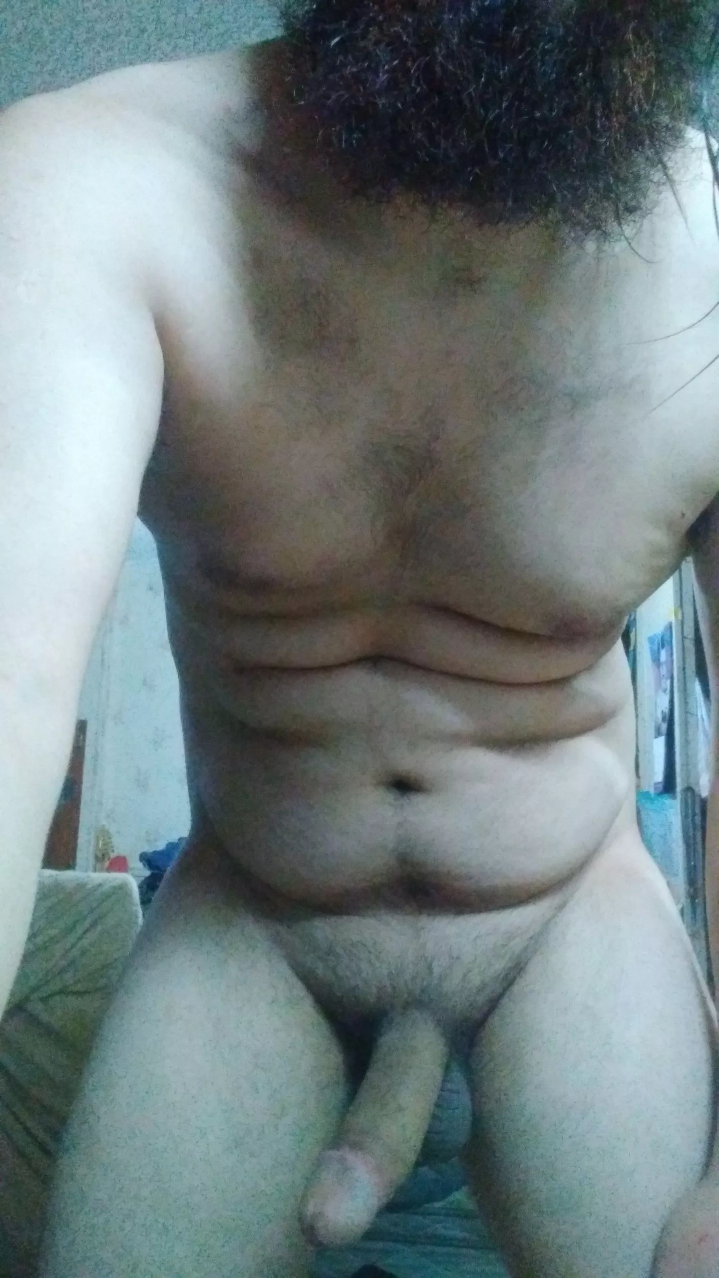 Craving a tight hole to blow my load who's willing to give up theirs