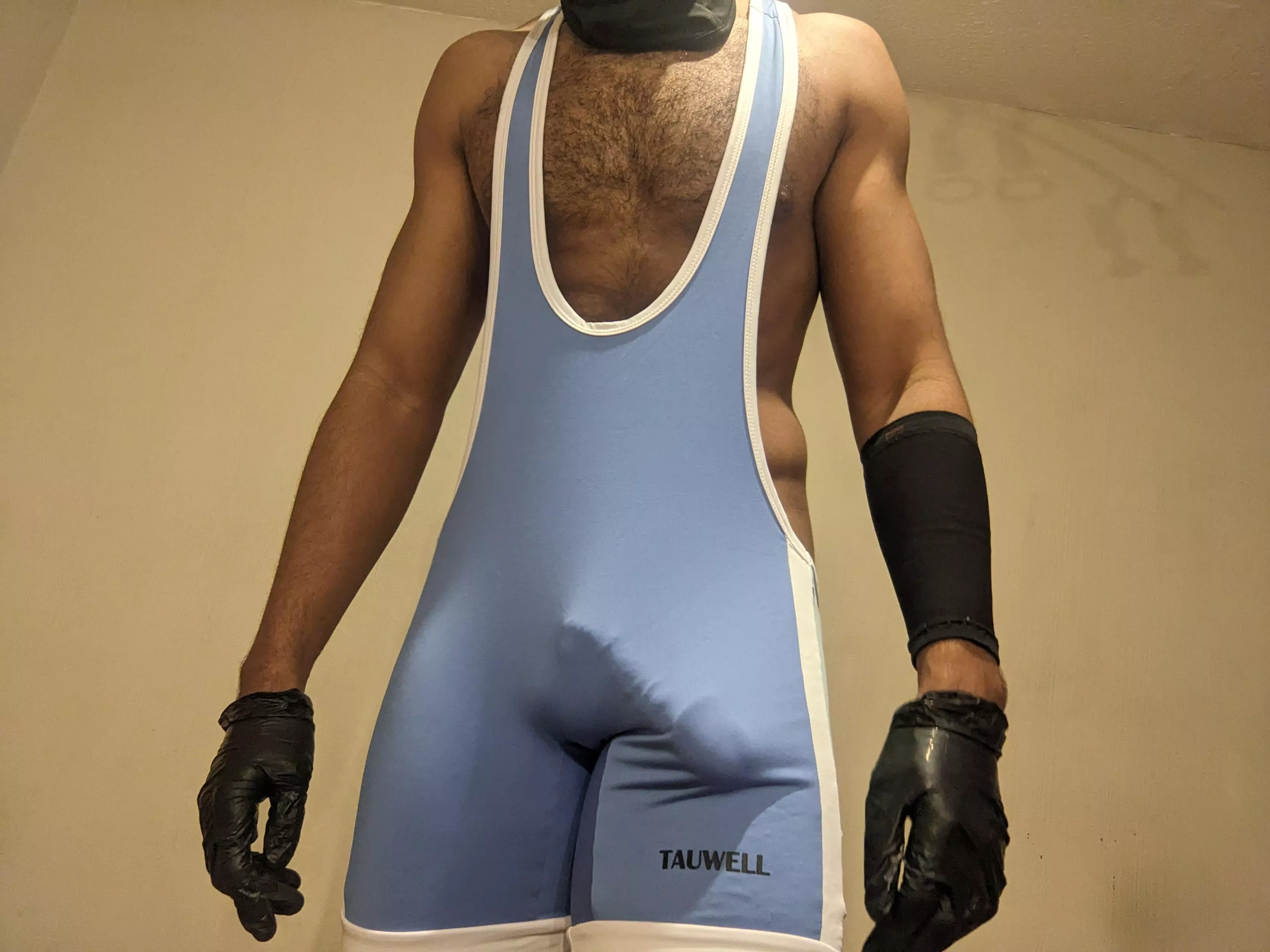 How tf do I hide it? 