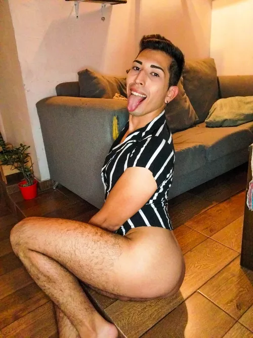 I Love Showing My Ass [OC]