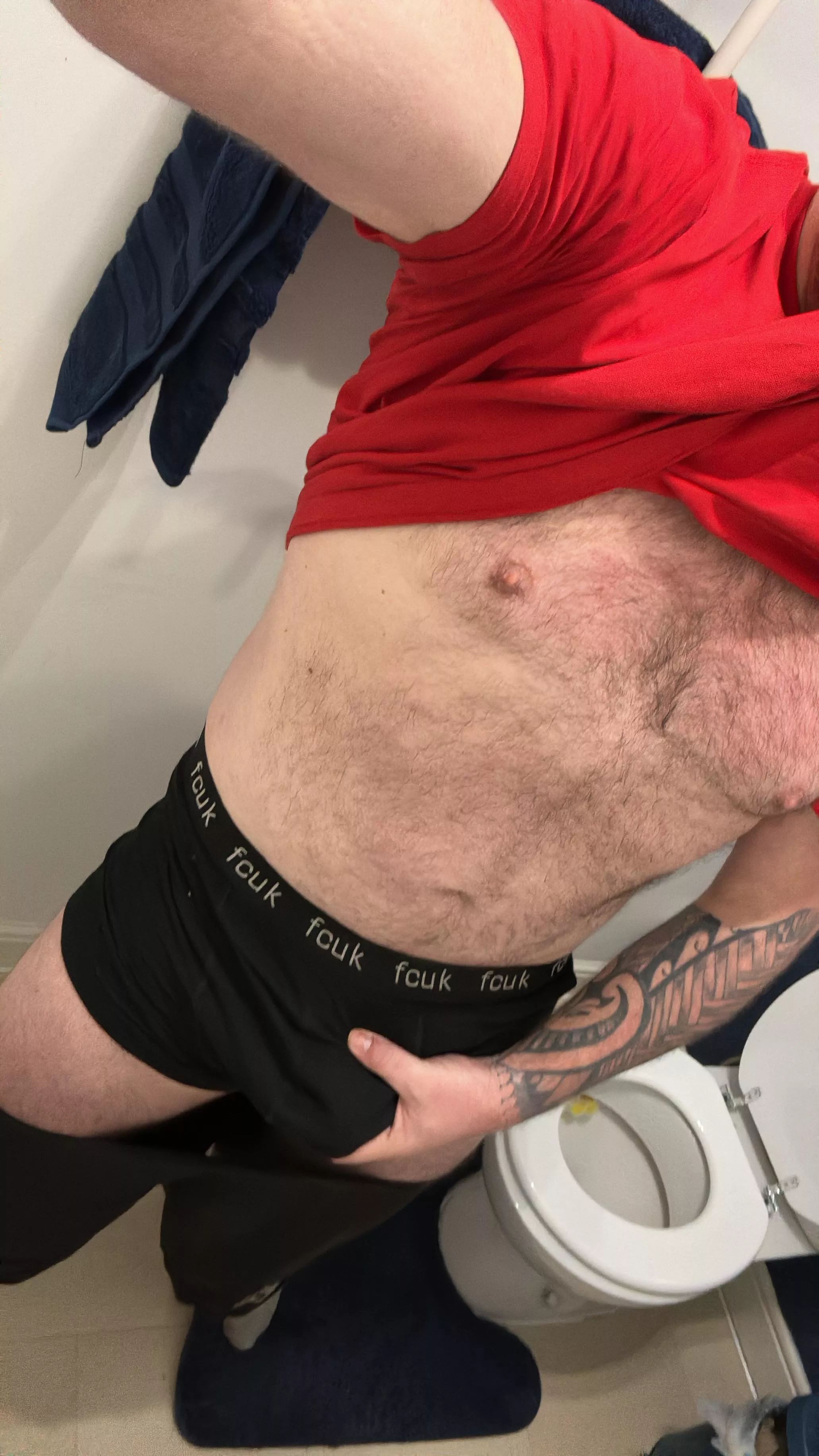 If you’d like some private pics message comment with yes and a rate