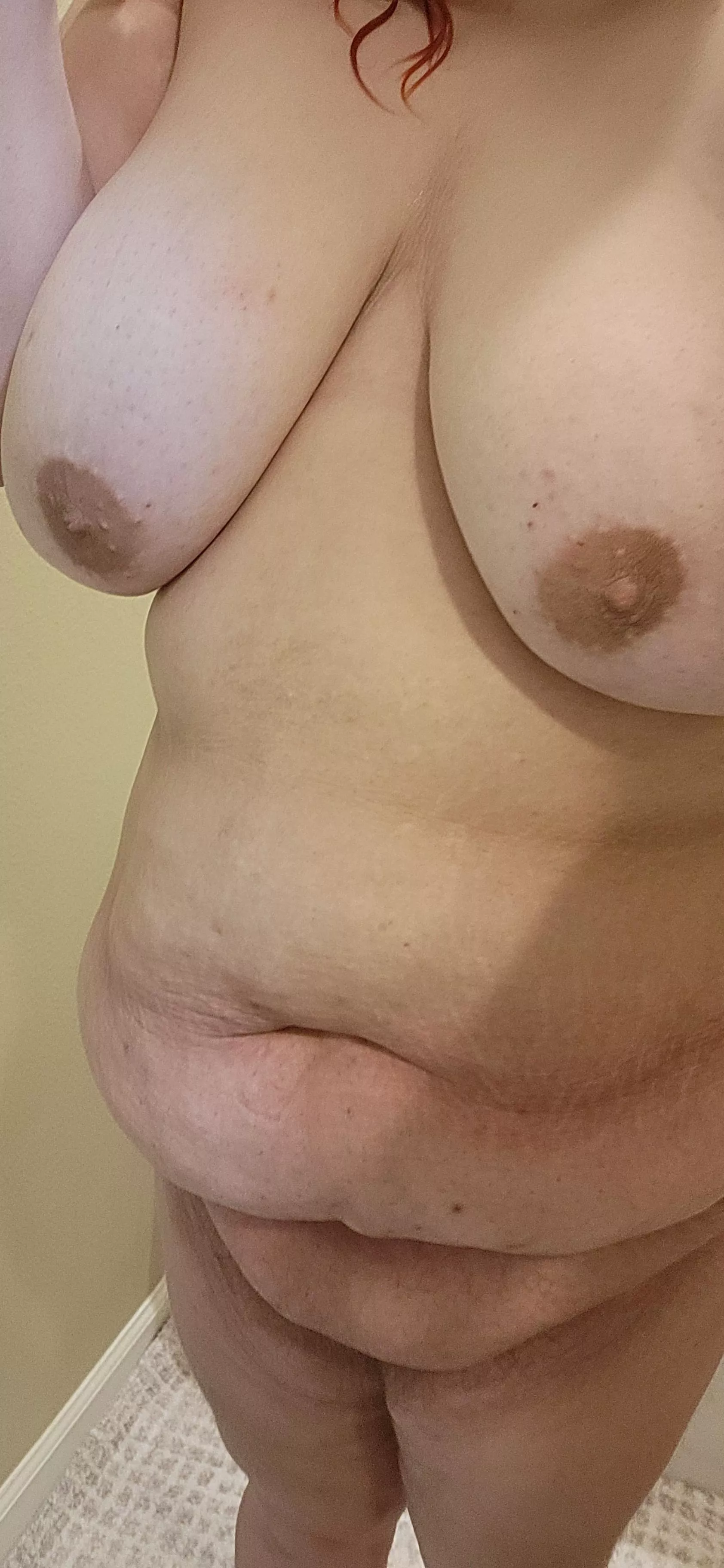 Love when a shower makes me feel like a brand new person! Just wish the person wasn't so sleepy 😋