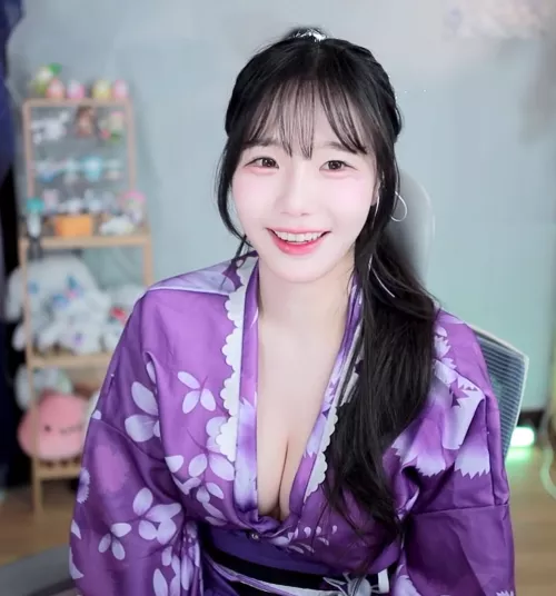 sooflower is so cute