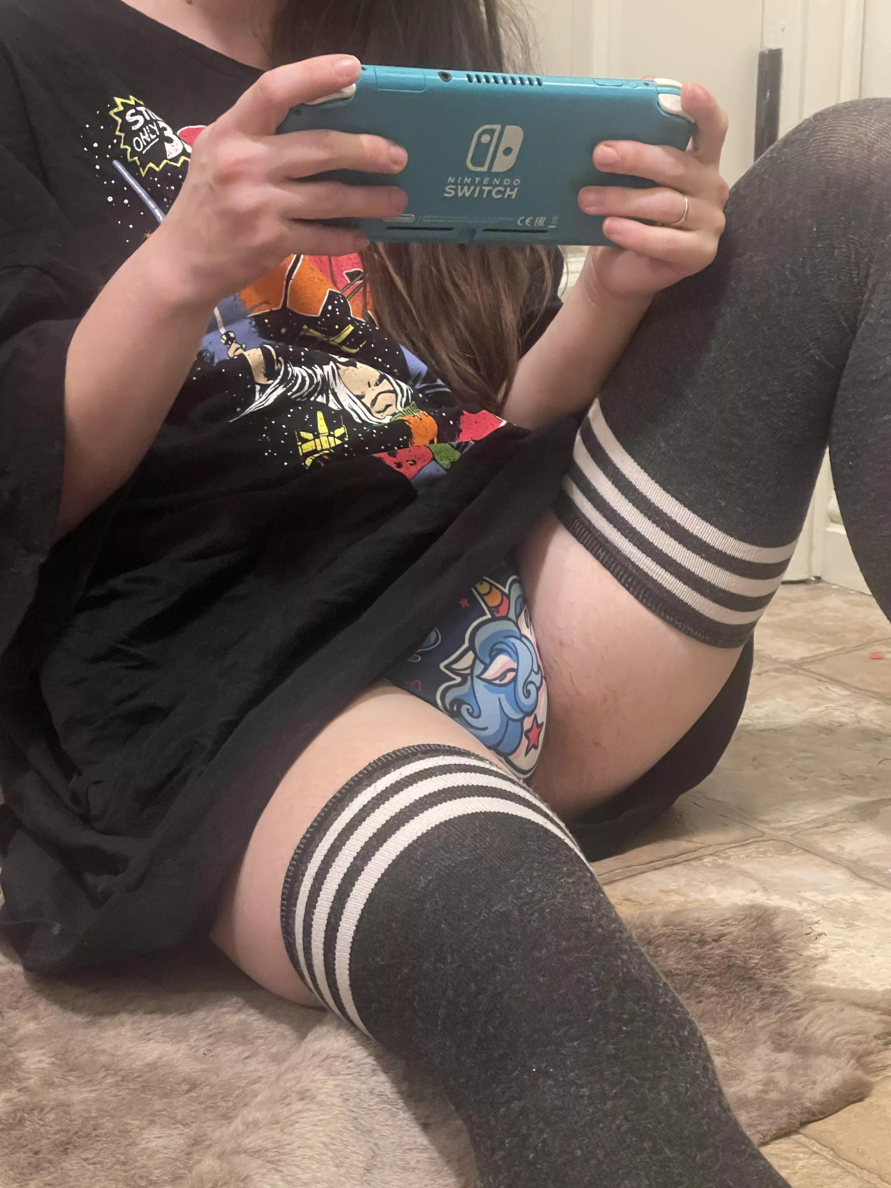 Tiny nerd with a tiny wedding ring