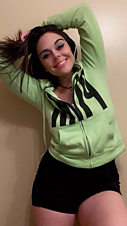 w my snaggle tooth LMAO 