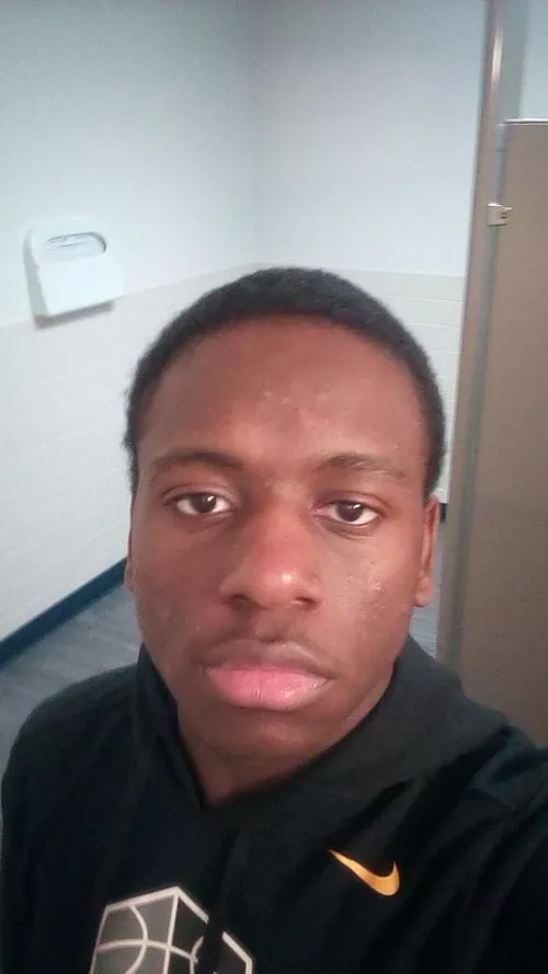 18m am I good looking?