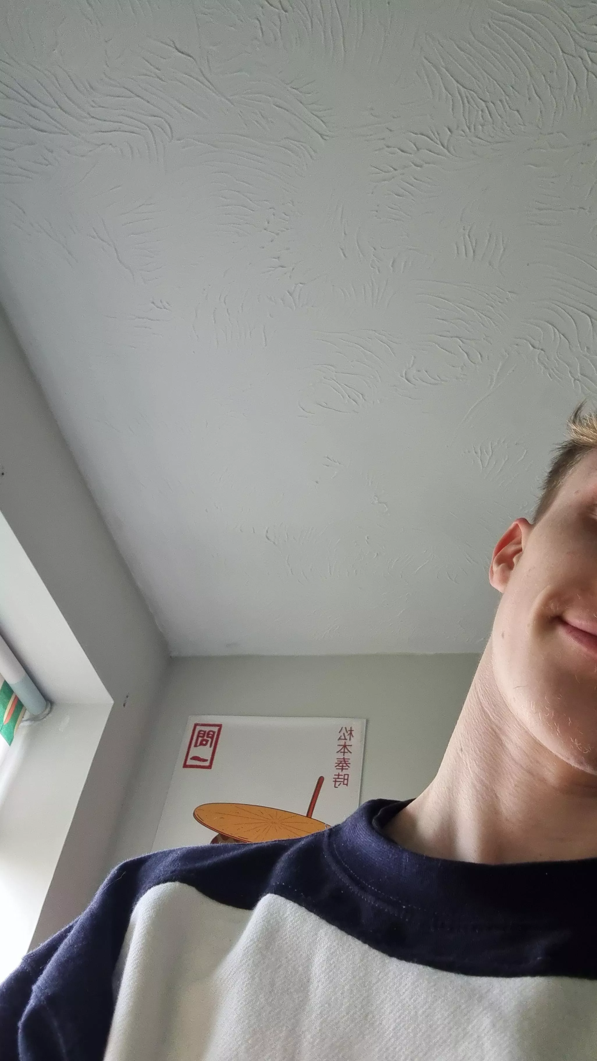 22 UK Straight guy here bored af looking for a cute bottom to be friends with and chat to hmu if you're my age or younger 