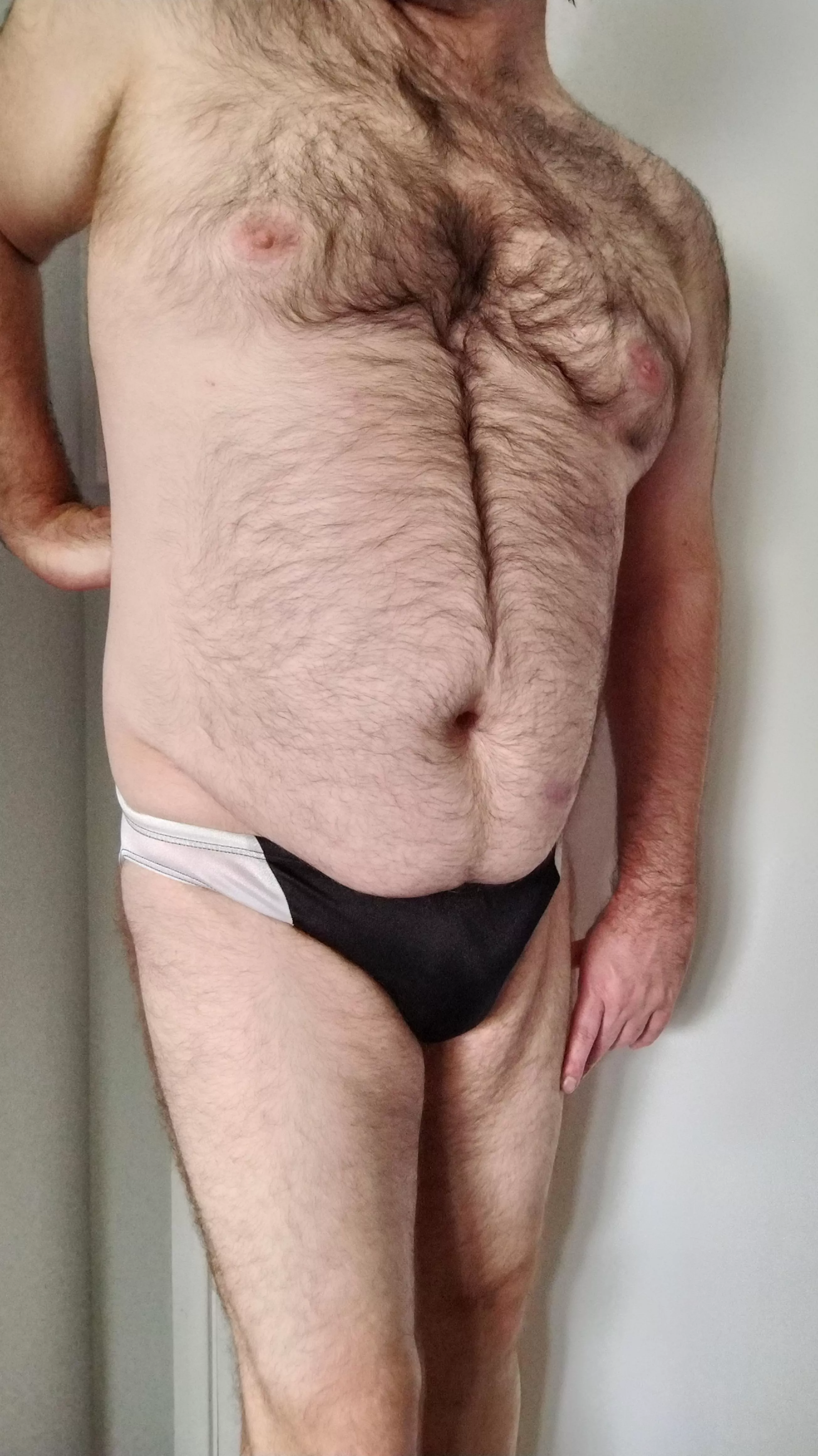 42 Hi boys. DMs open. 