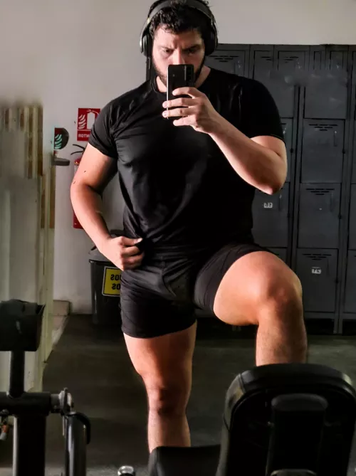 Any gymbro for here? 👀