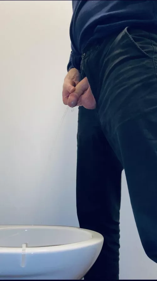 Are you ready to be my toilet? 😈💧