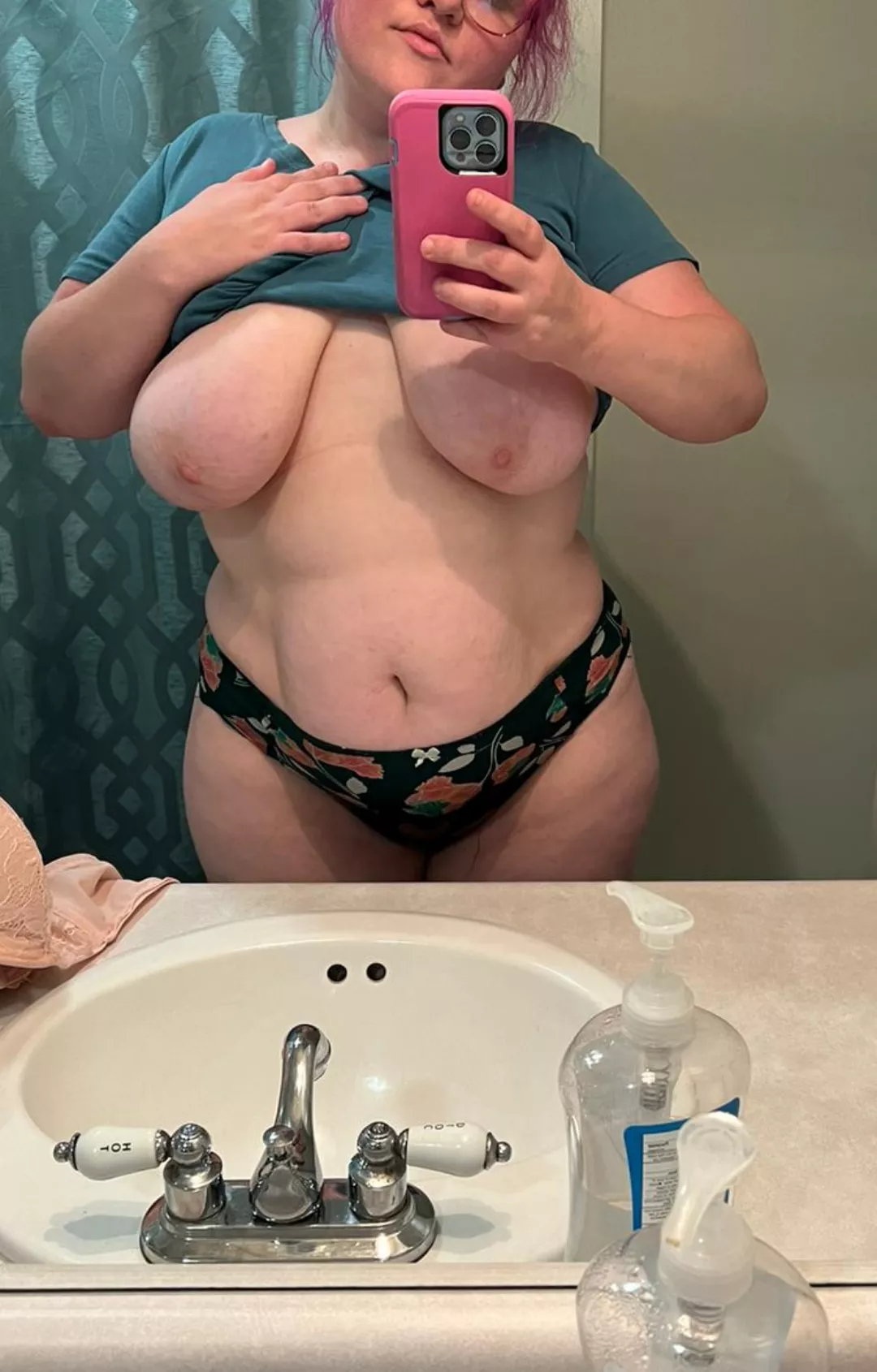 Can I send you nudes before work? 