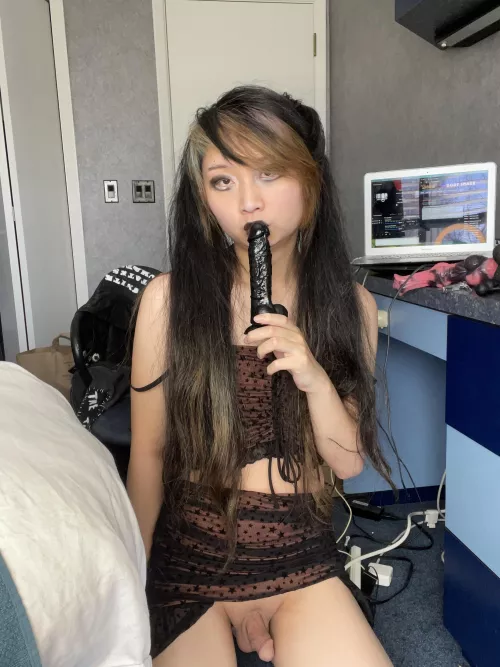 I failed as a boy, now i submit and expose myself to real men