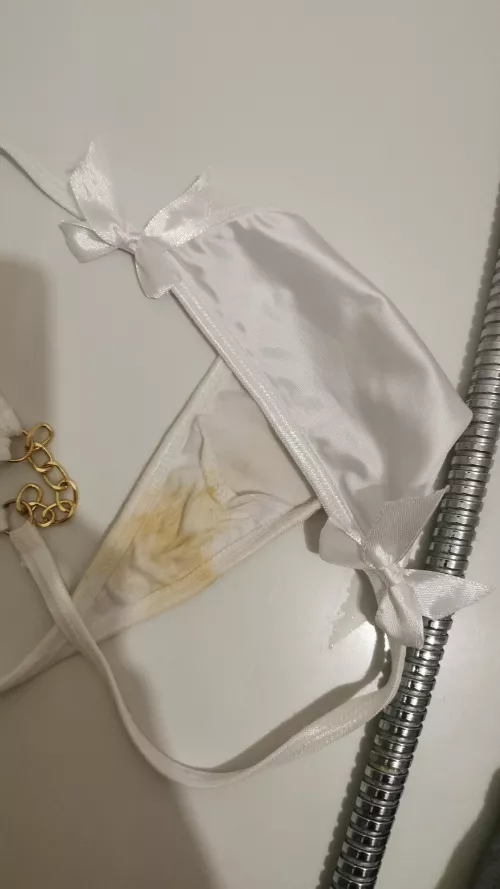 This is what happens when you wear a white underwear for too long 😔