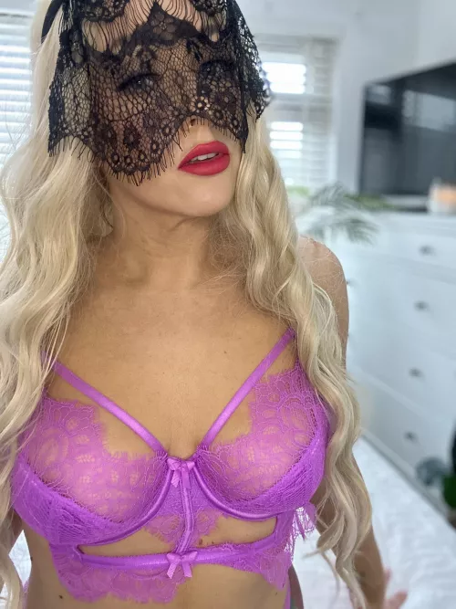 💗Vibrant colours really make the boys heads turn 💗