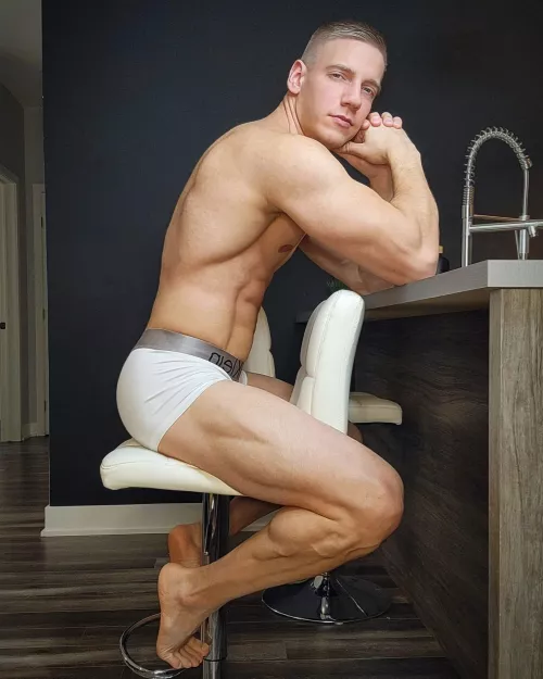 Would you grab it 😏🍑..?