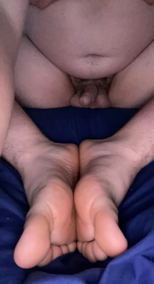 18 high and horny into almost anything;) showing off pics of me and my naked uncle;) (dylan_s2431)
