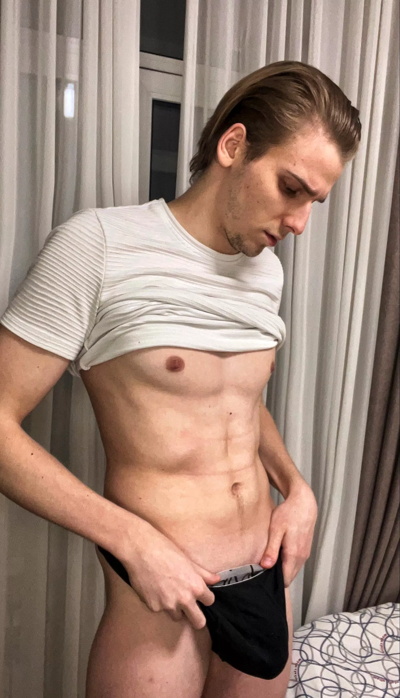 can i be your favourite snack?