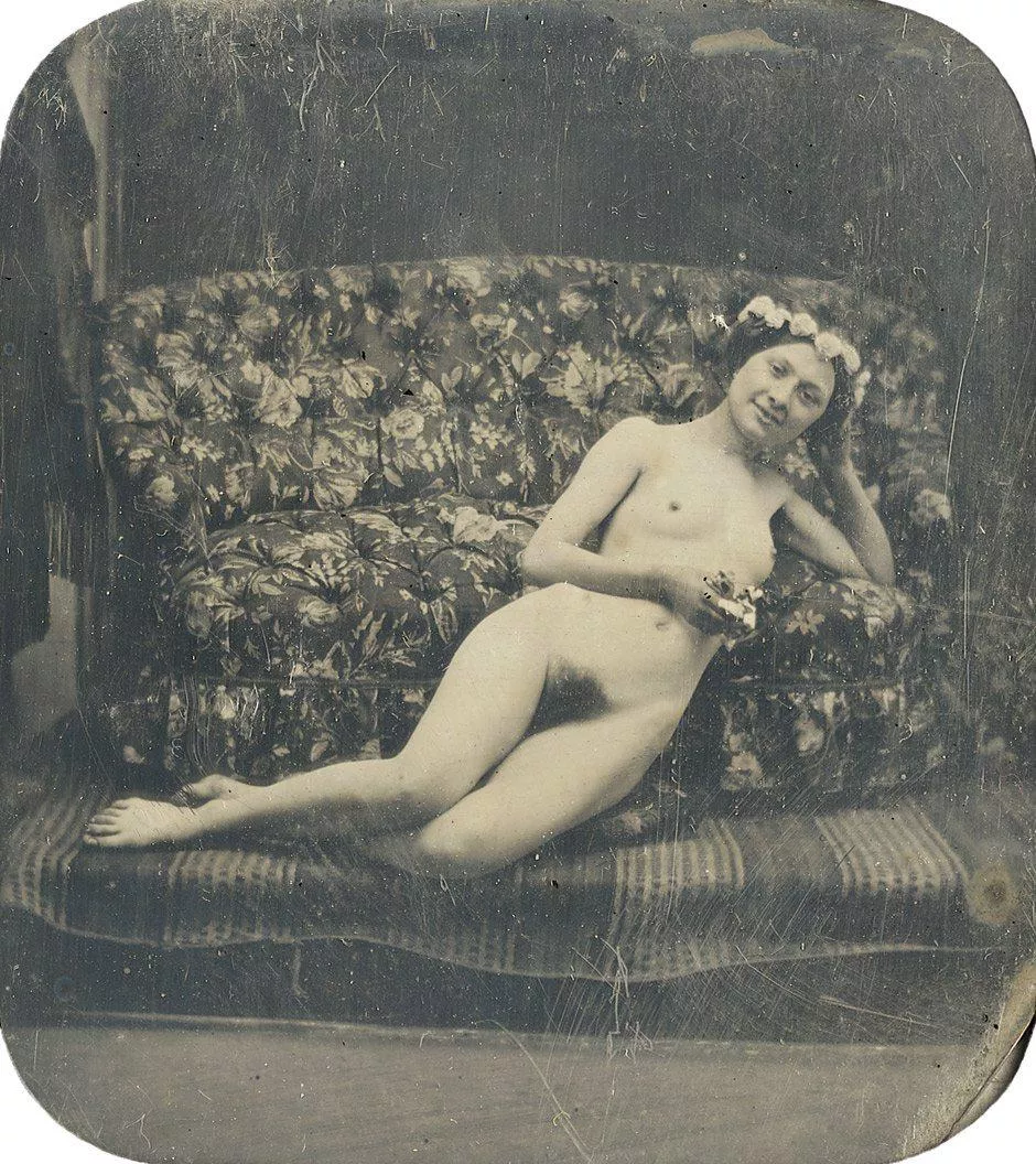 French Studio nude ca 1902