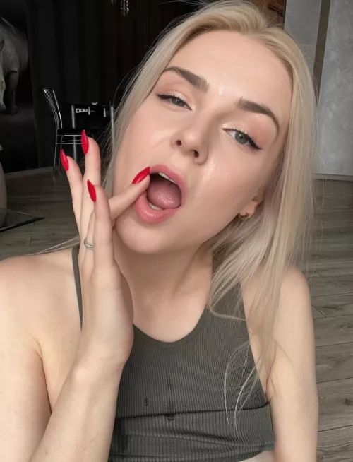 I love delicious and juicy sperm