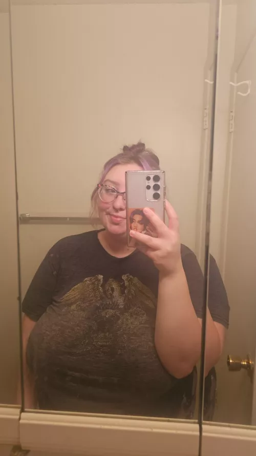 Just another cute lil mirror selfie 💗