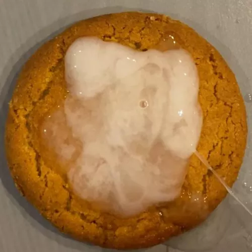 My cum biscuit ;) Who would eat it?