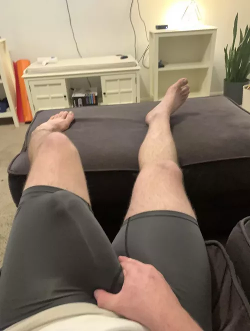 Say “yes” if you want a DM of him out!!