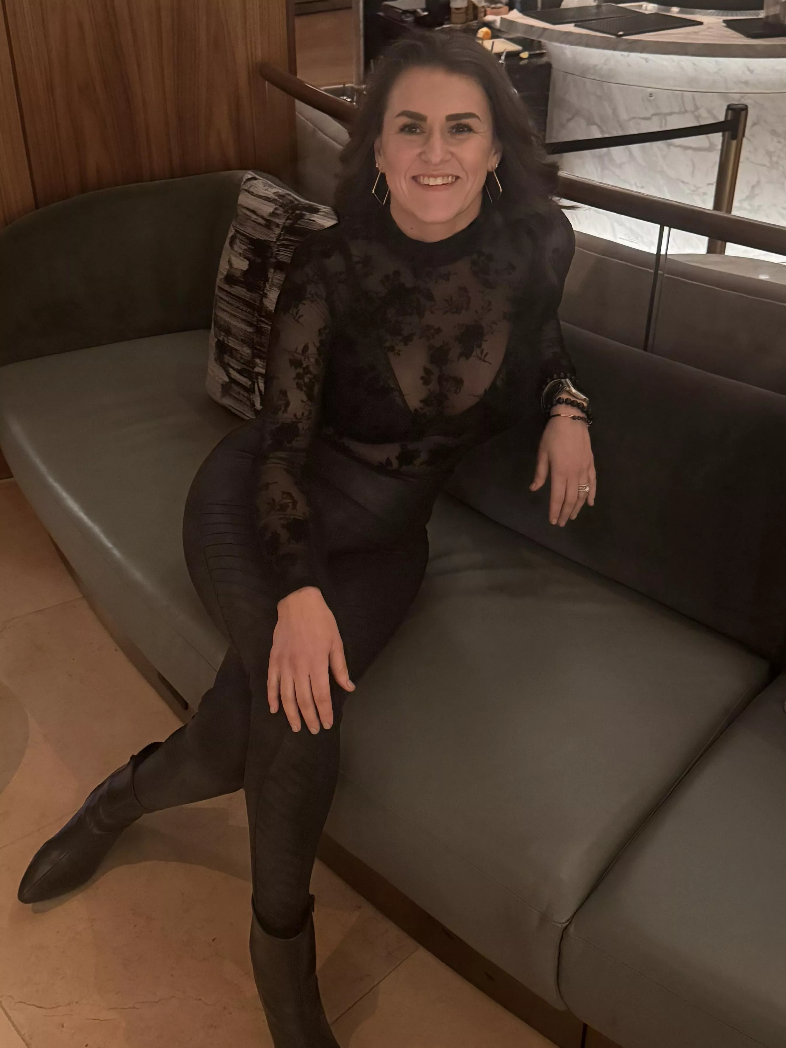 Want to meet [F] Saturday mimosas