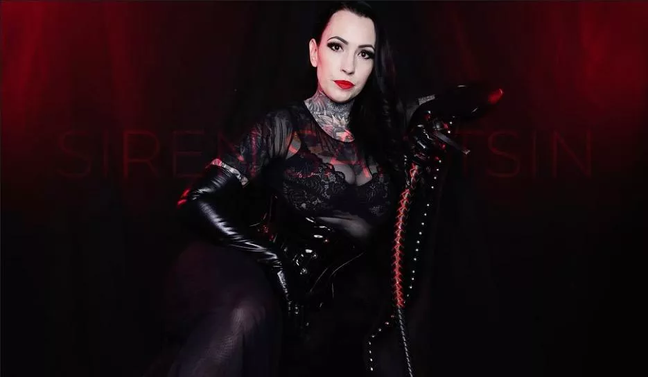 Domina Siren SaintSin is back guys!